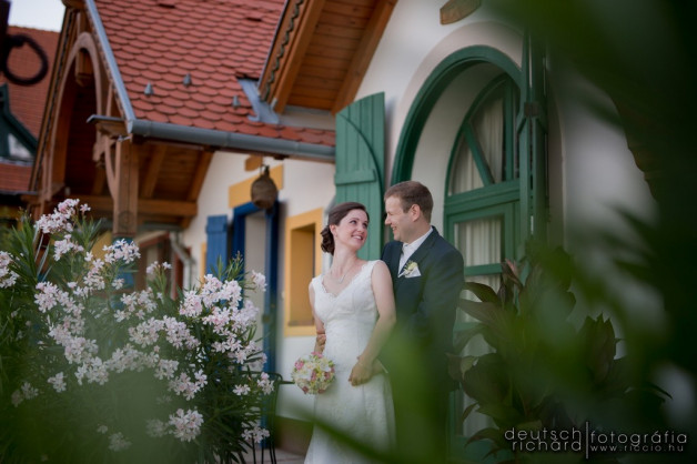 Esküvő: Vera és Balázs – Bagolyvár Étterem, Pécs